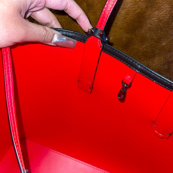 New Christian Louboutin Walk A Mile in My Shoes Cabata Small Grained Leather Bag - Picture 13 of 16